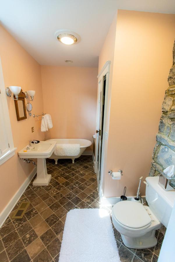 Thomas Rose Inn Lewisburg Extérieur photo