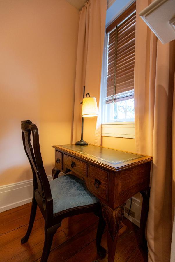 Thomas Rose Inn Lewisburg Extérieur photo